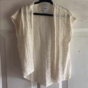 White Old Navy Crochet Vest for toddlers 18-24m